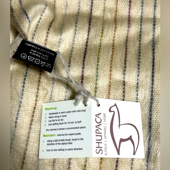 SHUPACA handmade alpaca scarf NWT - Picture 2 of 3